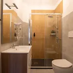 Marconi بيت ضيافة 4*